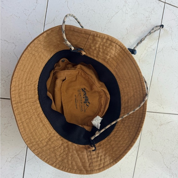 United By Blue Brown Adventure Hat - Picture 4 of 5